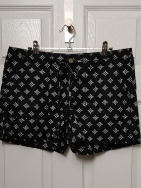 GAP Shorts Sz 6